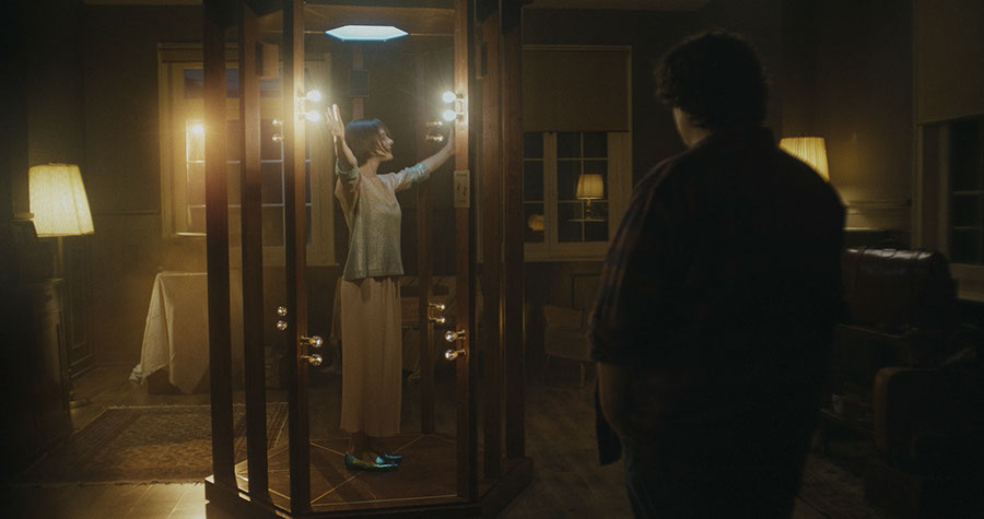 IN ZEITEN DER TELEPORTATION | Franz Kastner | Henning Pulß | Maverick Film | Sebastian Riezler