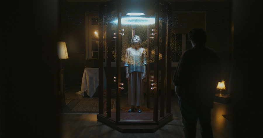 IN ZEITEN DER TELEPORTATION | Franz Kastner | Henning Pulß | Maverick Film | Sebastian Riezler